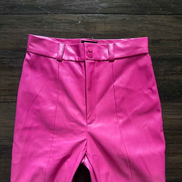 BARDOT Vibrant Pinn Front Seam Vegan Leather Ankle Pant Sz 2/4 NWT - Picture 2 of 4